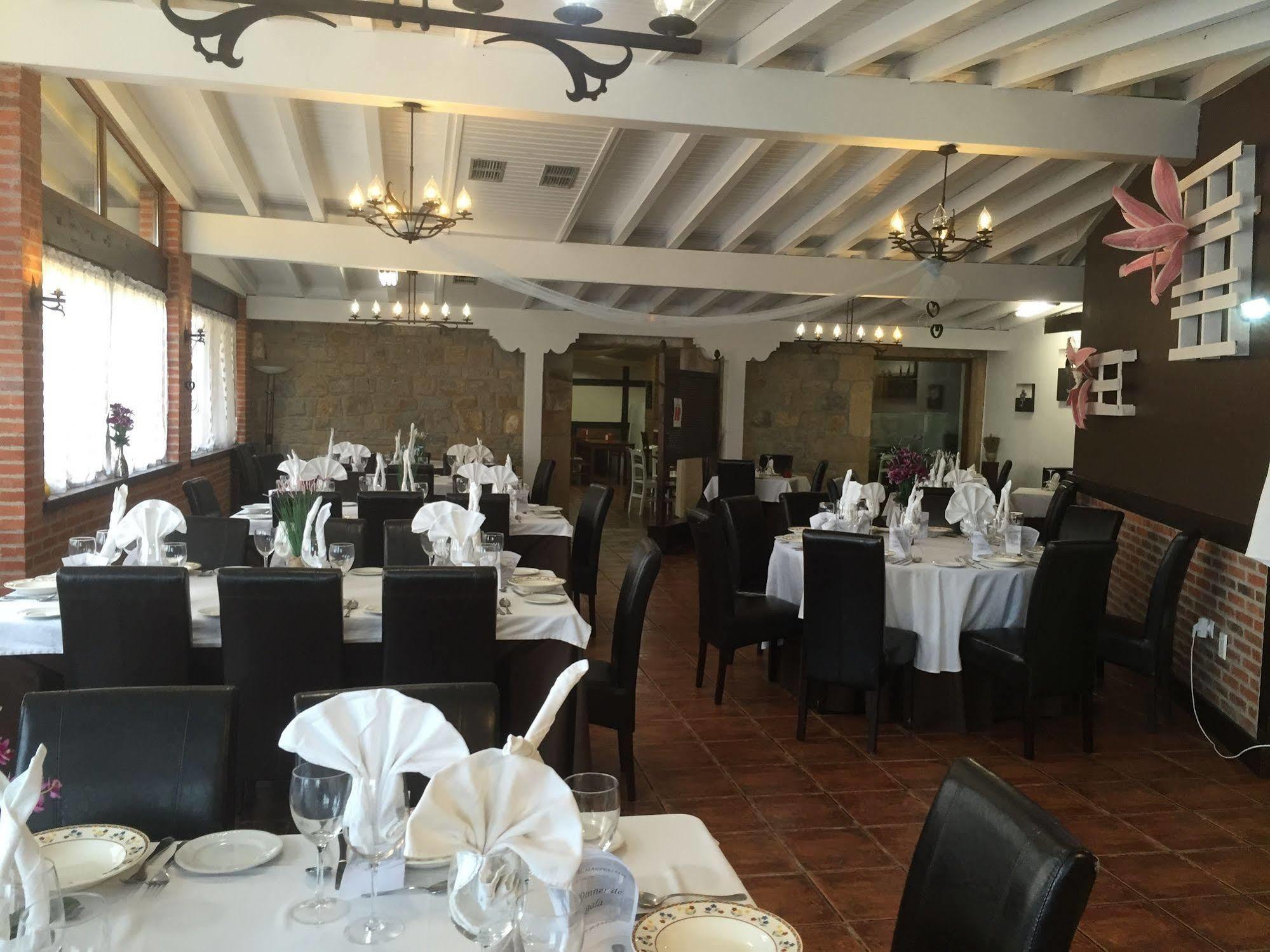 Hotel Marfrei Hinojedo Esterno foto
