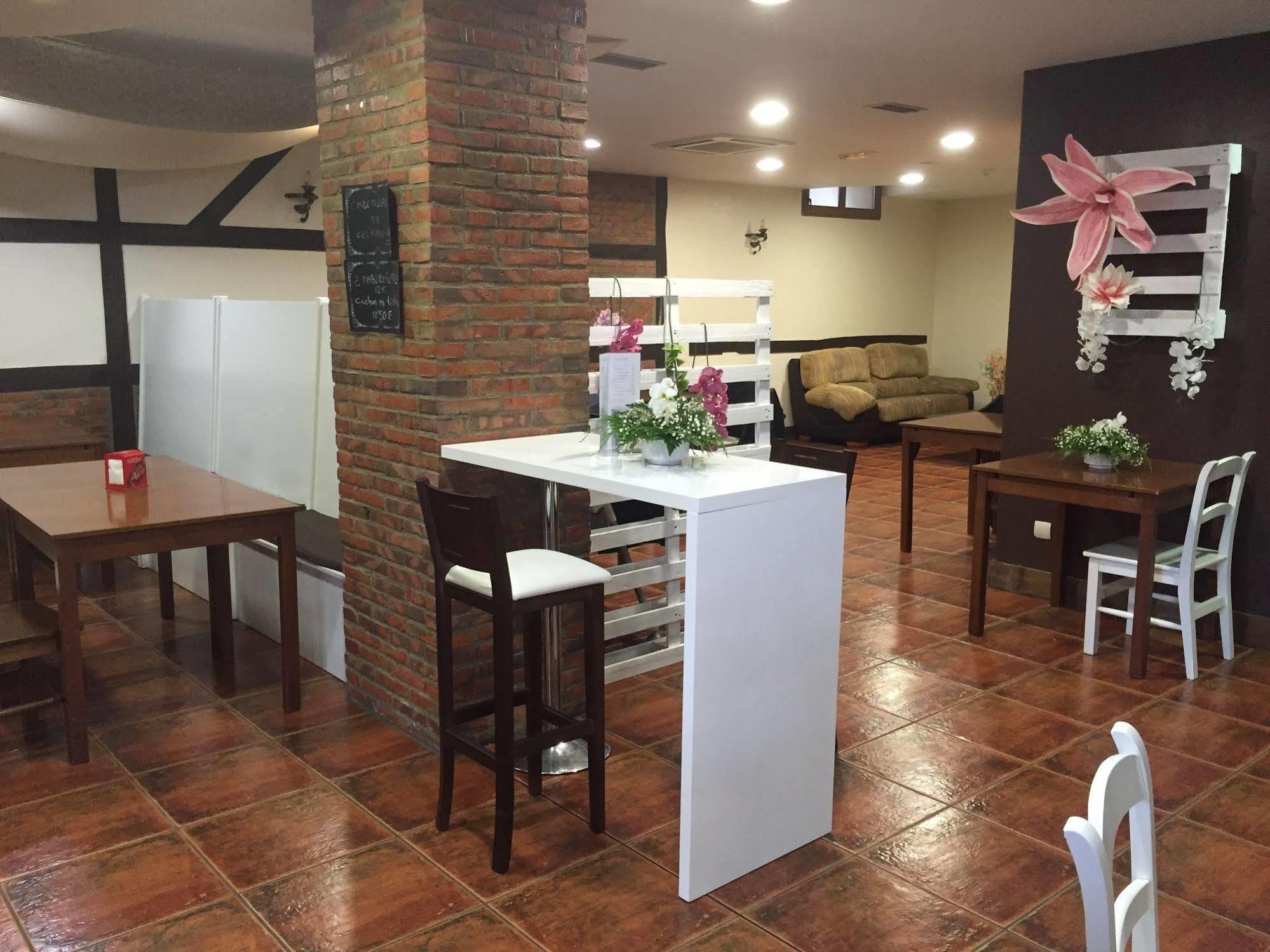 Hotel Marfrei Hinojedo Esterno foto